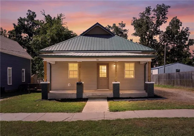 Photo 1 of Single family home for sale at 701 Church St, Neodesha, KS 66757 | MLS# 2637580 | Listing updated on 2026-08-20