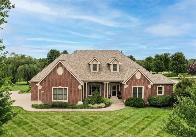 Photo 2 of Single family home for sale at 11706 Riverview Rd, Kearney, MO 64060 | MLS# 2637589 | Listing updated on 2026-09-05