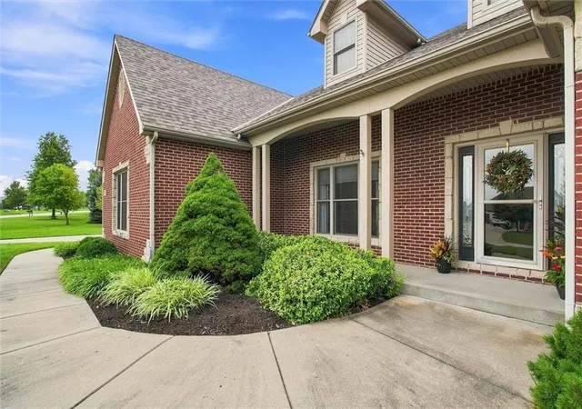 Photo 3 of Single family home for sale at 11706 Riverview Rd, Kearney, MO 64060 | MLS# 2637589 | Listing updated on 2026-09-05