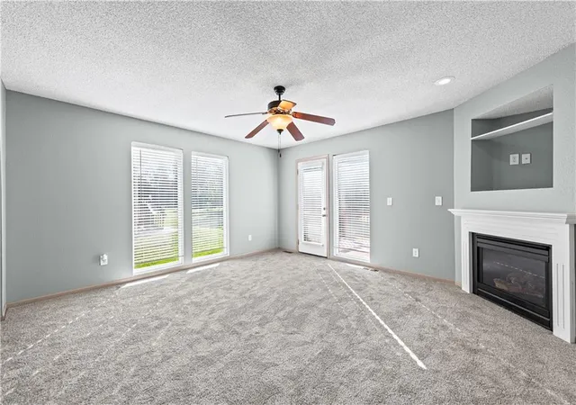 Photo 3 of Townhouse for sale at 15355 Nw 123rd Street, Platte City, MO 64079 | MLS# 2637600 | Listing updated on 2026-10-06