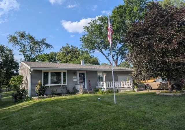 1st image of 3509 Jackson St, St Joseph, MO 64507 | MLS# 2637603