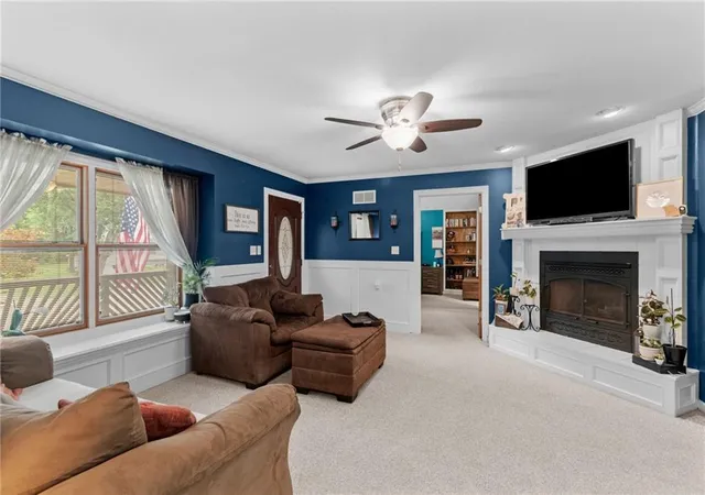 3rd image of 903 N Chestnut St, Cameron, MO 64429 | MLS# 2637614