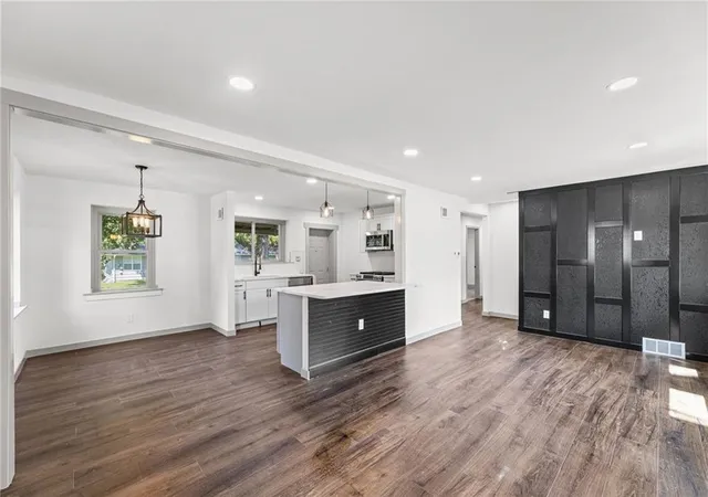 Photo 3 of Single family home for sale at 8716 E 74th St, Kansas City, MO 64133 | MLS# 2637623 | Listing updated on 2026-09-14