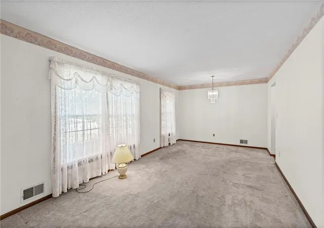 Photo 3 of Sale Pending at 6610 N Montgall Ave, Kansas City, MO 64119 | MLS# 2637628 | Listing updated on 2026-09-07