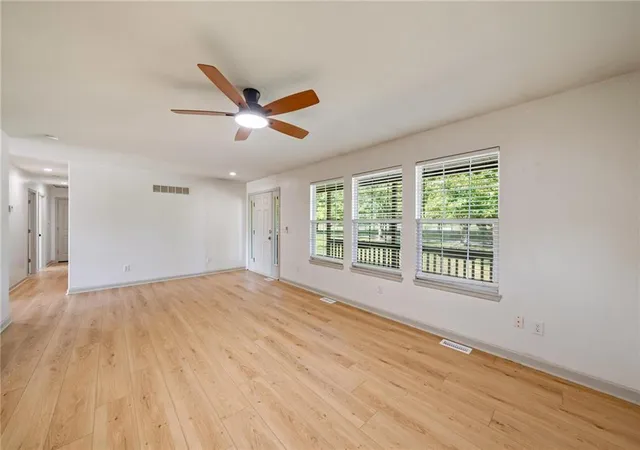 Photo 2 of Single family home for sale at 14715 S Bynum Rd, Lone Jack, MO 64070 | MLS# 2637631 | Listing updated on 2026-10-08