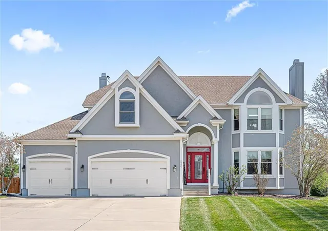 Photo 1 of Single family home for sale at 4005 Sw Boulder Dr, Lees Summit, MO 64082 | MLS# 2637638 | Listing updated on 2026-10-06