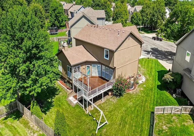 Photo 4 of Sale Pending at 12620 Slater Ln, Overland Park, KS 66213 | MLS# 2637642 | Listing updated on 2026-09-22