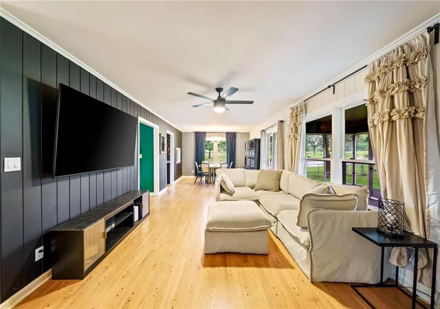 Photo 2 of Single family home for sale at 629 E 106th Street, Kansas City, MO 64131 | MLS# 2637645 | Listing updated on 2026-10-08