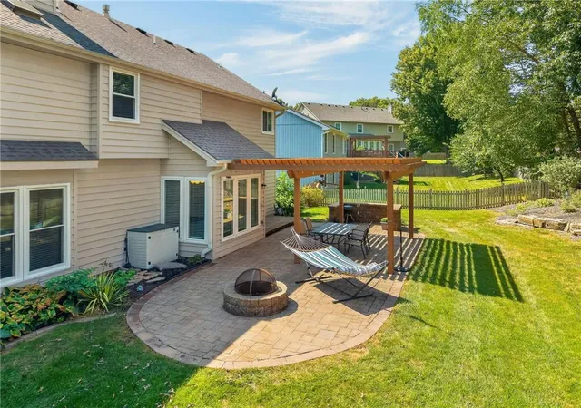 Photo 4 of Single family home for sale at 1312 Hillary Dr, Liberty, MO 64068 | MLS# 2637666 | Listing updated on 2026-09-30