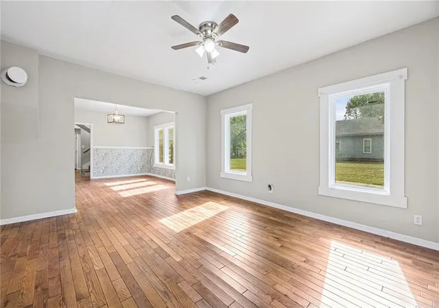 Photo 3 of Single family home for sale at 121 Mill St, Neodesha, KS 66757 | MLS# 2637674 | Listing updated on 2026-08-28