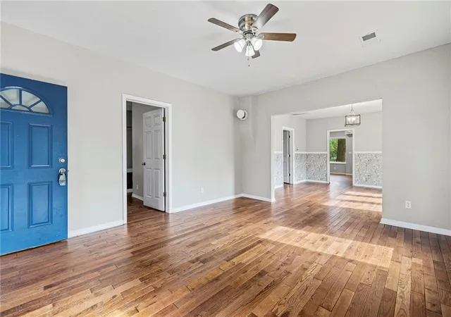 Photo 4 of Single family home for sale at 121 Mill St, Neodesha, KS 66757 | MLS# 2637674 | Listing updated on 2026-08-28