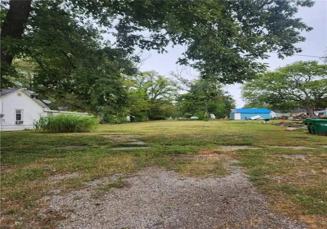 2nd image of 309 S Main St, Butler, MO 64730 | MLS# 2637696