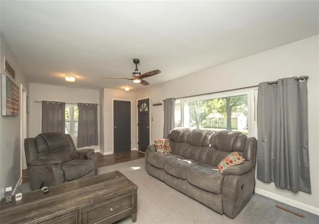 Photo 3 of Sale Pending at 916 S Maple St, Ottawa, KS 66067 | MLS# 2637702 | Listing updated on 2026-09-21