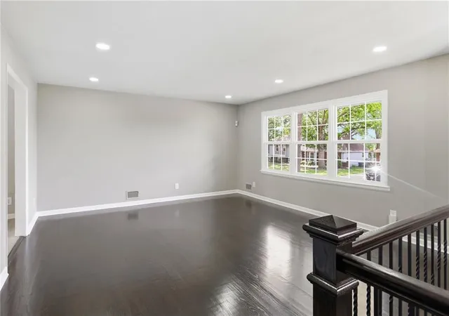 Photo 4 of Single family home for sale at 11818 E 62nd Terrace, Kansas City, MO 64133 | MLS# 2637708 | Listing updated on 2026-09-04