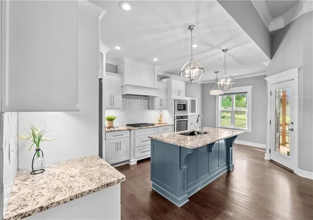 Photo 2 of Single family home for sale at 820 Se Cedrus Ln, Blue Springs, MO 64014 | MLS# 2637709 | Listing updated on 2026-10-04