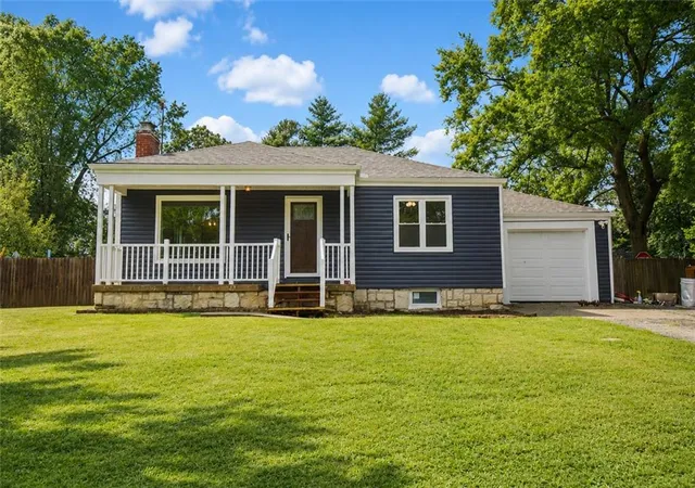 1st image of 2946 N 77th St, Kansas City, KS 66109 | MLS# 2637711