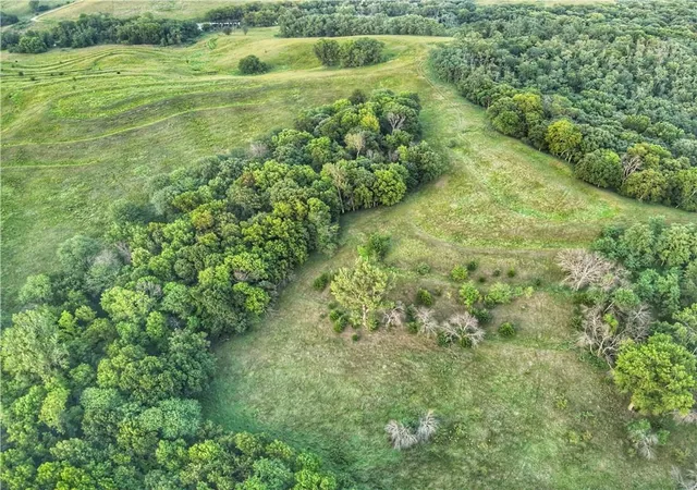 Photo 3 of Sale Pending at 285th Street, Fairfax, MO 64446 | MLS# 2637726 | Listing updated on 2026-10-14