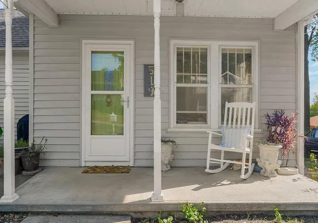 Photo 3 of Single family home for sale at 519 Reaser St, Leavenworth, KS 66048 | MLS# 2637730 | Listing updated on 2026-09-20