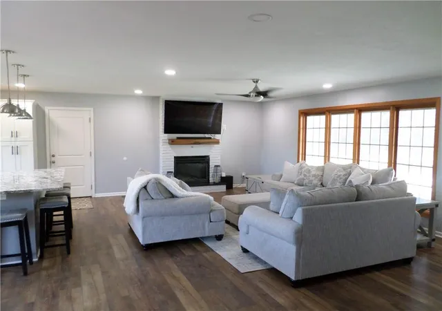 4th image of 17600 Country Clb Rd, Atchison, KS 66002 | MLS# 2637760