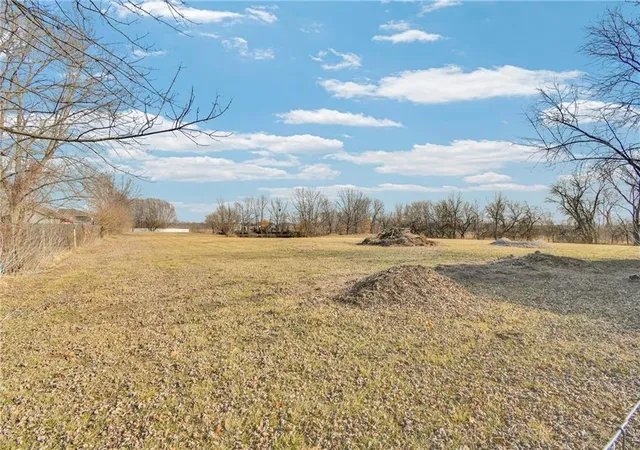 1st image of S State Route K Hwy, East Lynne, MO 64743 | MLS# 2637785