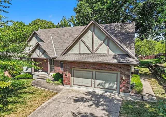 Photo 1 of Single family home for sale at 2414 Springcreek Ct, Blue Springs, MO 64015 | MLS# 2637786 | Listing updated on 2026-10-08