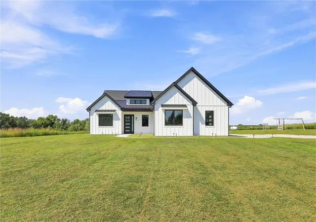 2nd image of 5600 Se Us 69 Hwy, Lawson, MO 64062 | MLS# 2637801