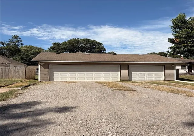 19th image of 713 W 1st St, Pittsburg, KS 66762 | MLS# 2637802