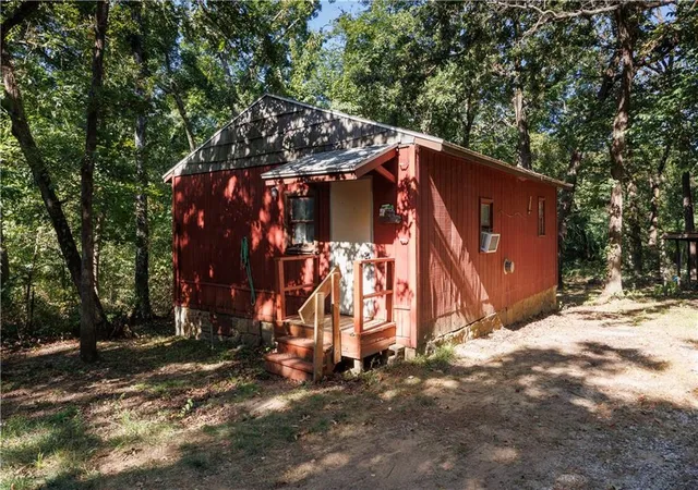 Photo 2 of Single family home for sale at 2749 White Oak Dr, Fall River, KS 67047 | MLS# 2637804 | Listing updated on 2026-09-29