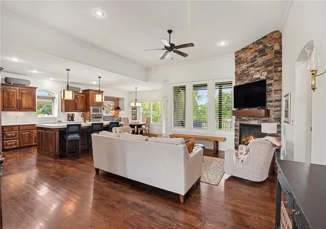 Photo 4 of Sale Pending at 1905 NE 100th Terrace, Kansas City, MO 64155 | MLS# 2637806 | Listing updated on 2026-09-02
