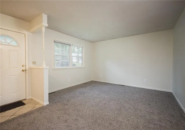 5th image of 10607 Bellefontaine Ave, Kansas City, MO 64137 | MLS# 2637810