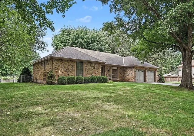 4th image of 7030 Mill Creek Rd, Shawnee, KS 66217 | MLS# 2637825