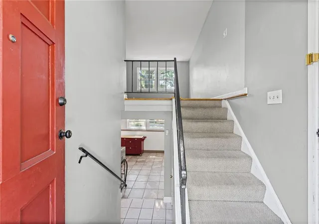 Photo 3 of Sale Pending at 9103 W 101st Street, Overland Park, KS 66212 | MLS# 2637826 | Listing updated on 2026-09-13