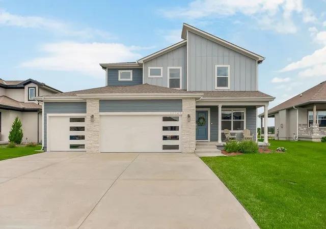1st image of 17749 Greeley St, Gardner, KS 66030 | MLS# 2637828