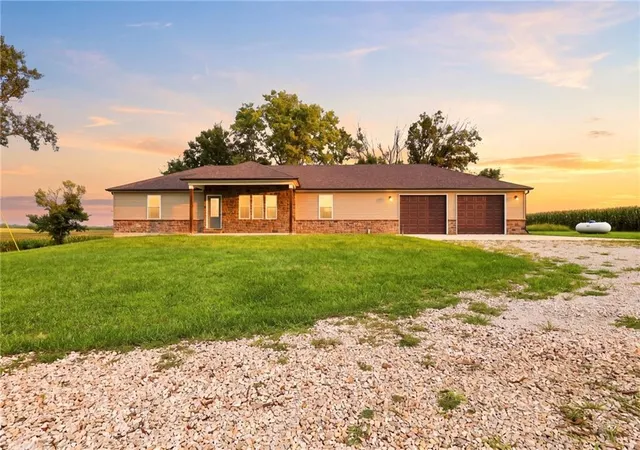 2nd image of 363 Se Pp Hwy, Leeton, MO 64761 | MLS# 2637834