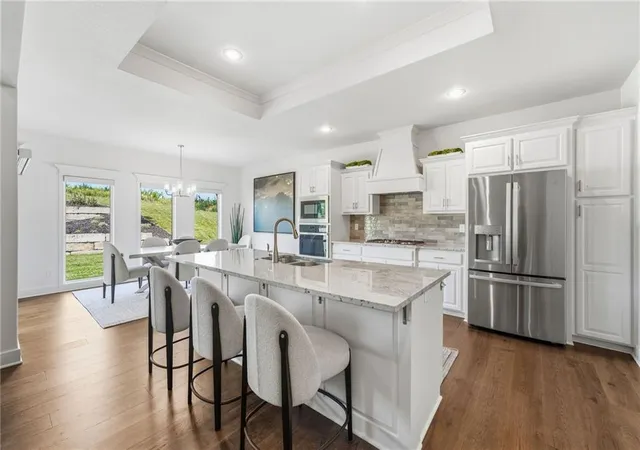 Photo 1 of Single family home for sale at 10322 N Winchester Ave, Kansas City, MO 64156 | MLS# 2637840 | Listing updated on 2026-10-03