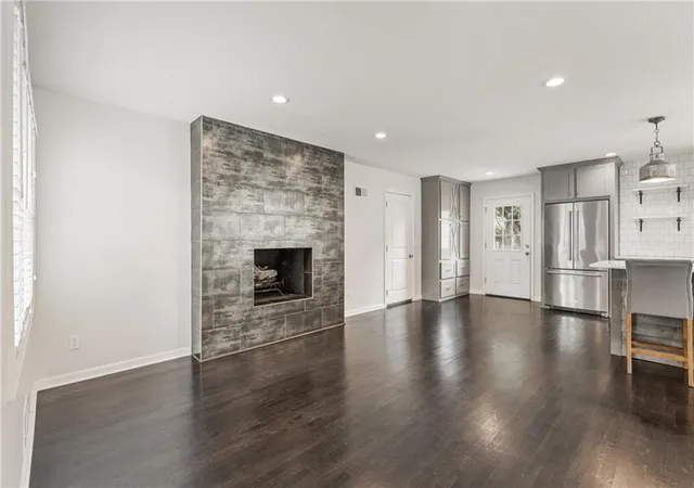 image of 3315 W 98th St, Leawood, KS 66206 | MLS# 2637844