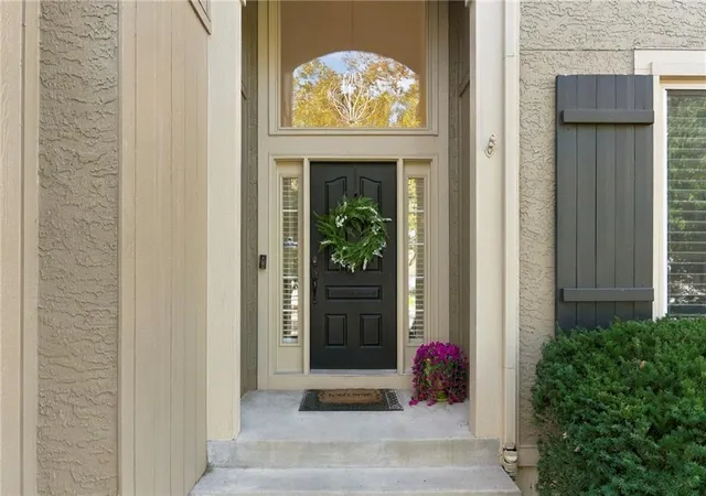 Photo 4 of Single family home for sale at 14252 Granada Ct, Overland Park, KS 66224 | MLS# 2637847 | Listing updated on 2026-10-19