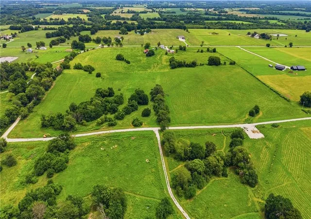 4th image of Tbd West Grace Rd, Archie, MO 64747 | MLS# 2637857