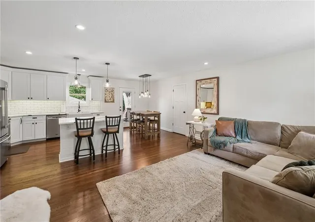 Photo 3 of Sale Pending at 9006 Switzer St, Overland Park, KS 66214 | MLS# 2637858 | Listing updated on 2026-09-06