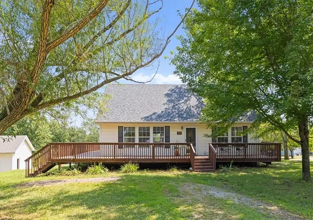 1st image of 21515 S Sail A Way Dr, Overbrook, KS 66524 | MLS# 2637864