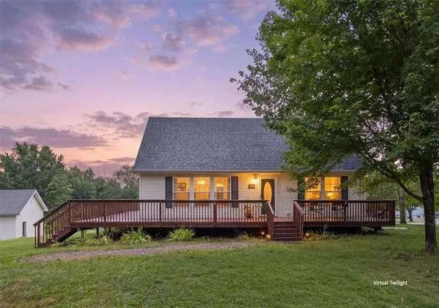 3rd image of 21515 S Sail A Way Dr, Overbrook, KS 66524 | MLS# 2637864