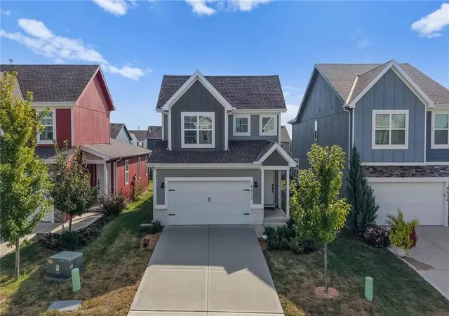 Photo 1 of Single family home for sale at 8820 Sw 9th Street, Blue Springs, MO 64064 | MLS# 2637867 | Listing updated on 2026-10-07