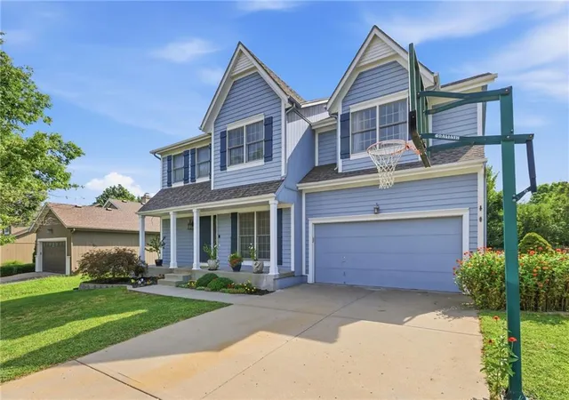 2nd image of 16339 S Avalon St, Olathe, KS 66062 | MLS# 2637869