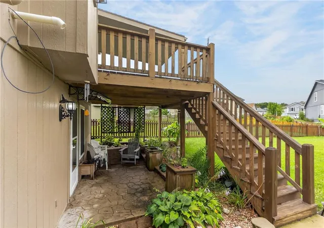 Photo 4 of Single family home for sale at 1714 Brooke Ct, Kearney, MO 64060 | MLS# 2637881 | Listing updated on 2026-10-19