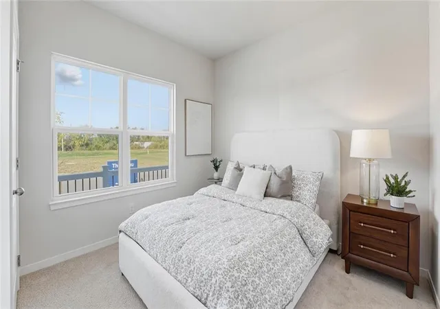 2nd image of 200 Lake Meadows Dr, Smithville, MO 64089 | MLS# 2637885
