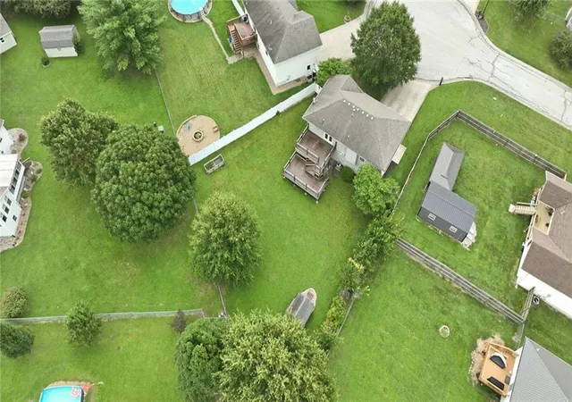2nd image of 1403 Glenda Ter, Cameron, MO 64429 | MLS# 2637890