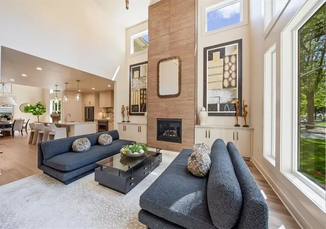 Photo 3 of Single family home for sale at 5024 W 72nd Street, Prairie Village, KS 66208 | MLS# 2637894 | Listing updated on 2026-10-10