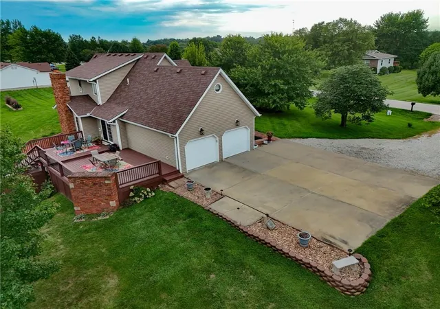 Photo 2 of Single family home for sale at 11801 County Rd 162, Savannah, MO 64485 | MLS# 2637913 | Listing updated on 2026-09-03