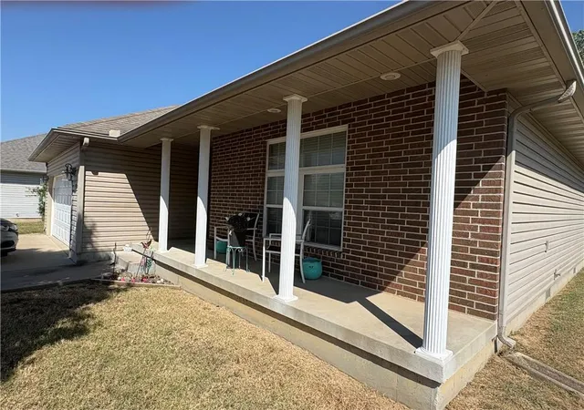 2nd image of 514 Brooklyn Ct, Frontenac, KS 66763 | MLS# 2637926