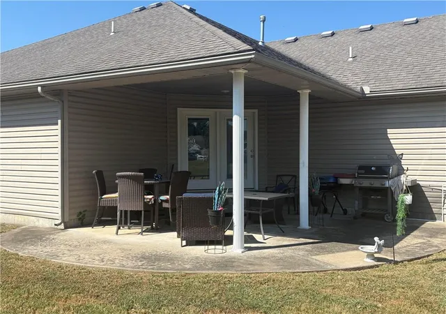 3rd image of 514 Brooklyn Ct, Frontenac, KS 66763 | MLS# 2637926